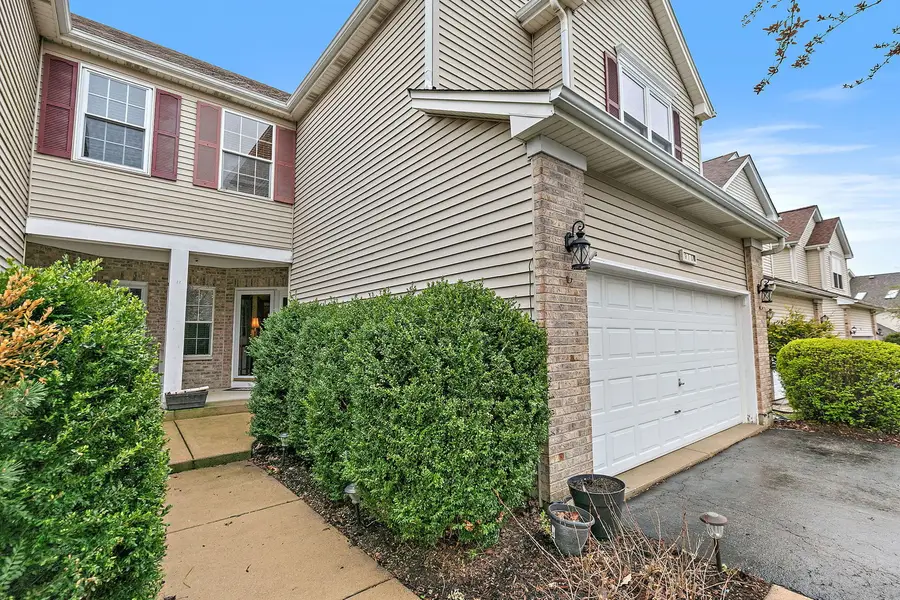 910 Cynthia Lane, Lake In The Hills, IL 60156 - #2