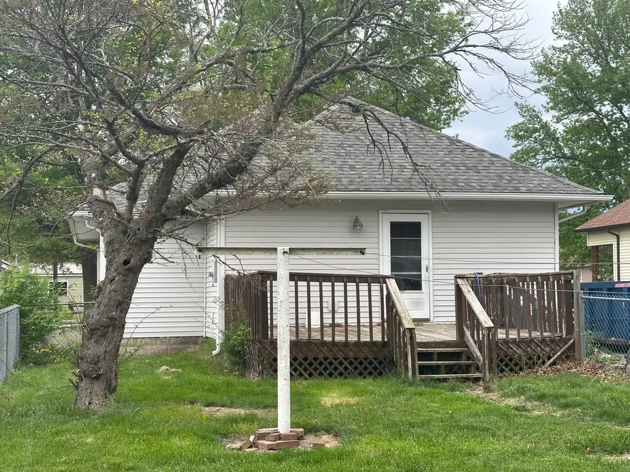 205 S Mannering Street, Royalton, IL 62983 - #2