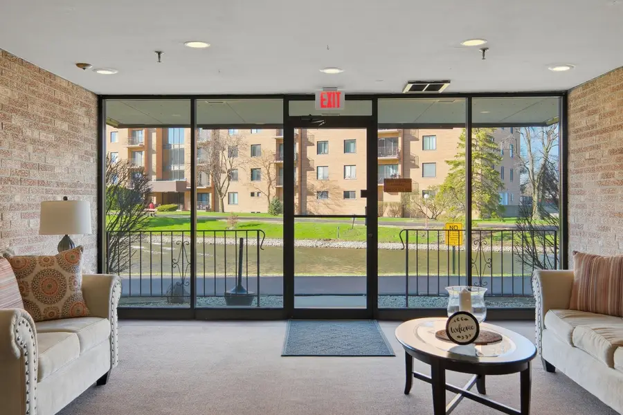 1777 W Crystal Lane #602, Mount Prospect, IL 60056 - #2