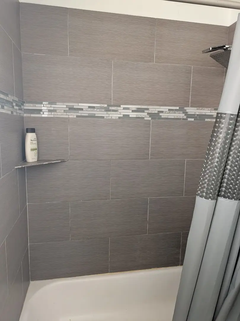 8128 S Coles Avenue, Chicago, IL 60617 - #3