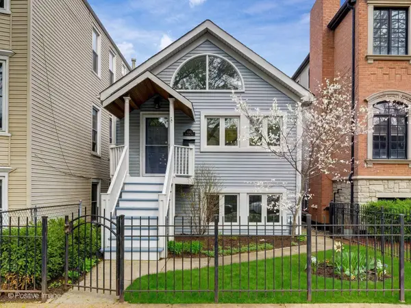 Address Withheld By Seller, Chicago, IL 60618