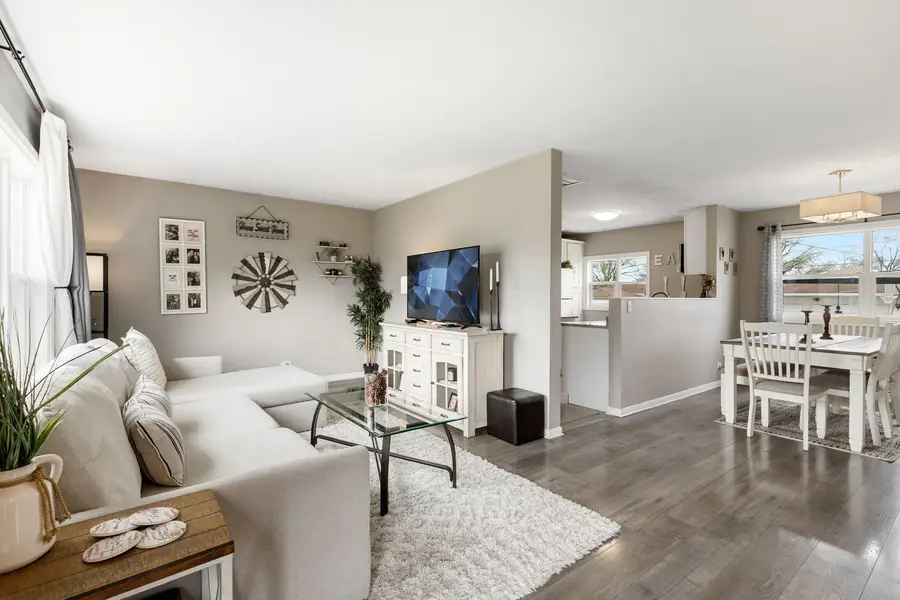 1637 Heidorn Avenue, Westchester, IL 60154 - #3