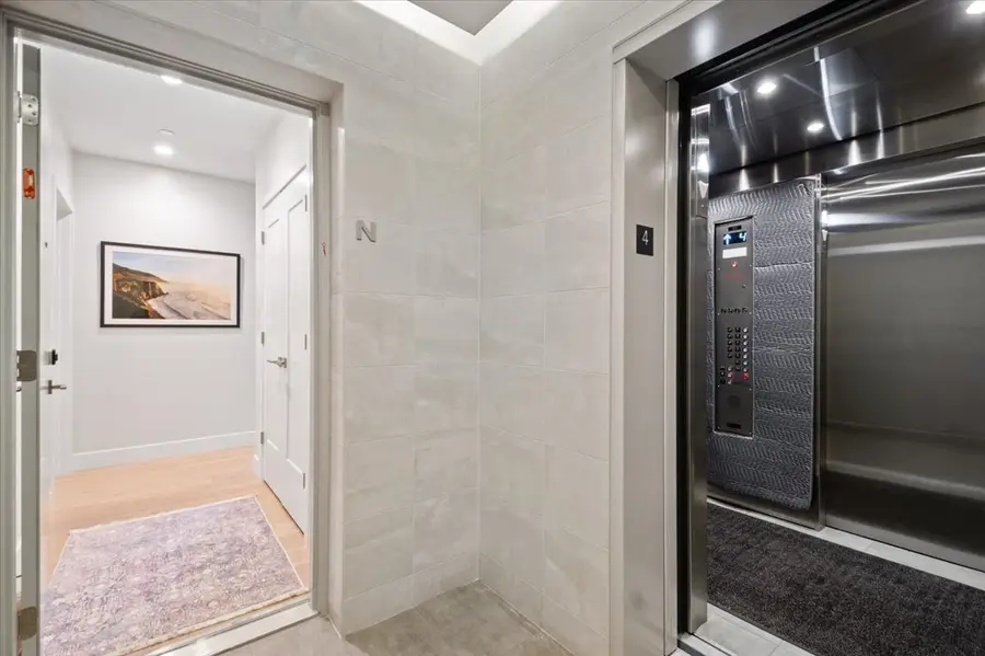 550 N Ogden Avenue #4N, Chicago, IL 60642 - #3