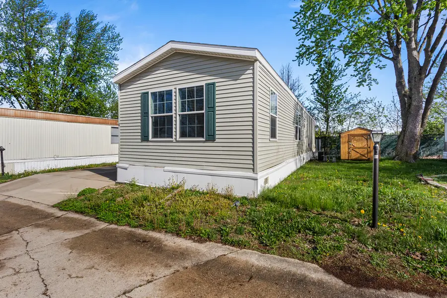 8 Fern Street, Urbana, IL 61802 - #3