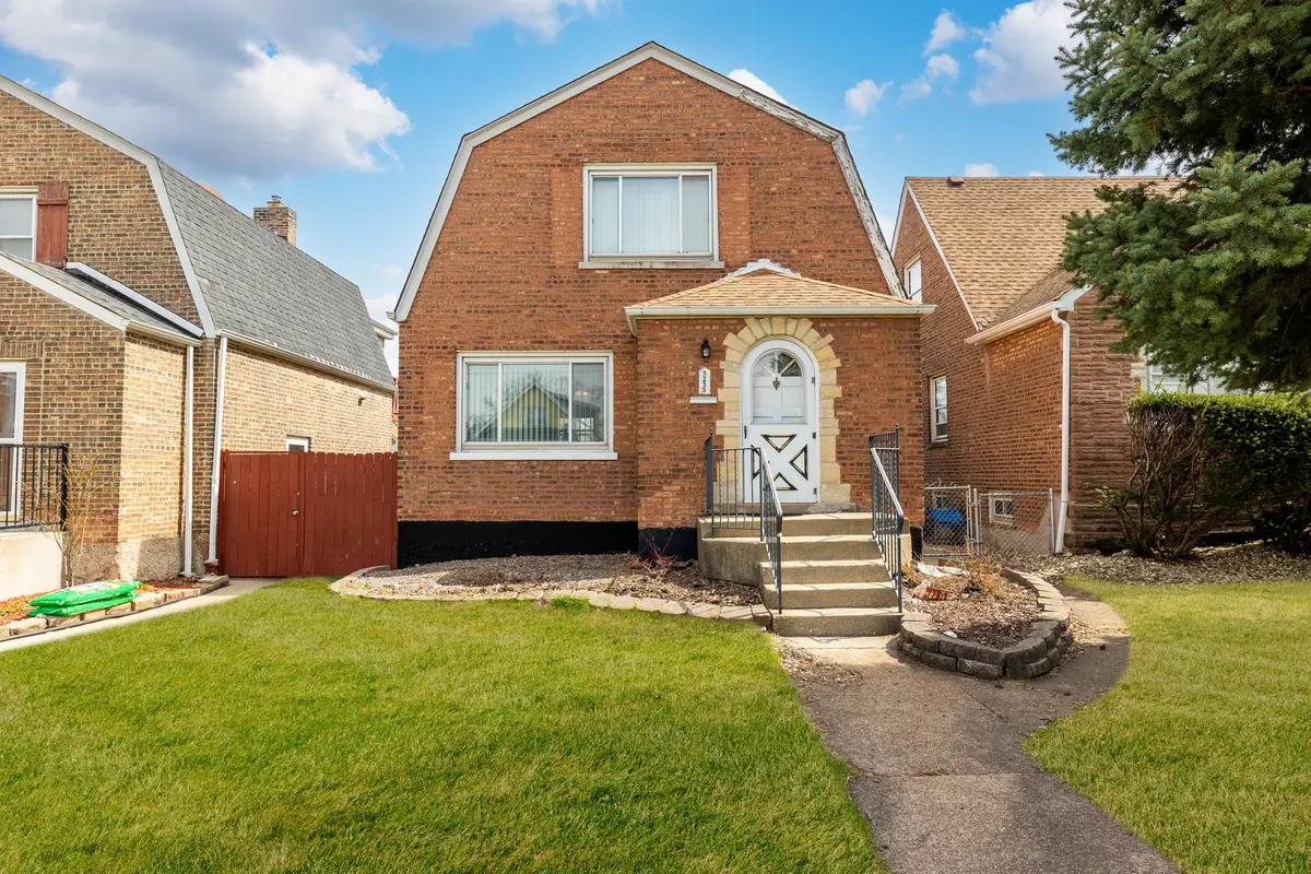 5255 S Menard Avenue, Chicago, IL 60638 - #1