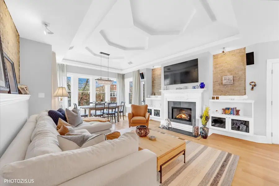 3933 N Marshfield Avenue #3S, Chicago, IL 60613 - #3