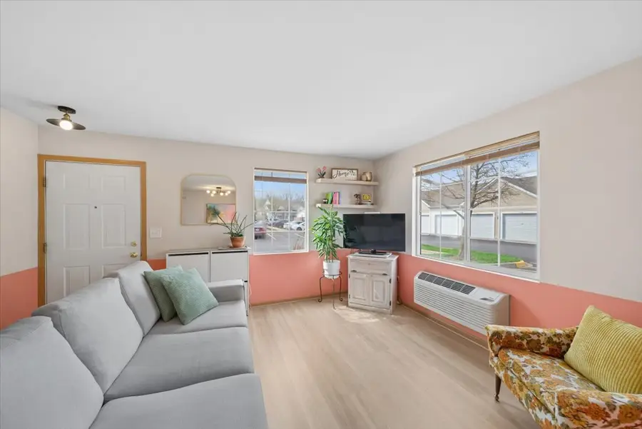 1624 Mcclure Road #1624, Aurora, IL 60505 - #2