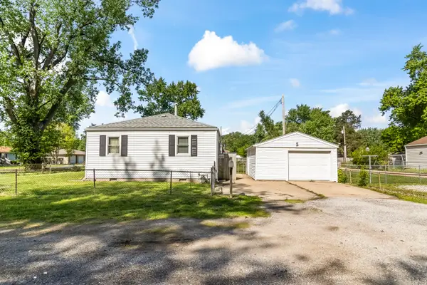 2049 E Hamilton Avenue, Springfield, IL 62702