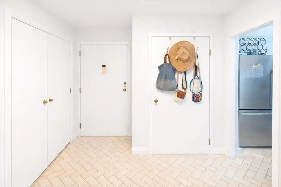 40 N Tower Road #6G, Oak Brook, IL 60523 - #2