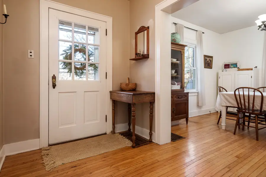 1133 W Staver Street, Freeport, IL 61032 - #2