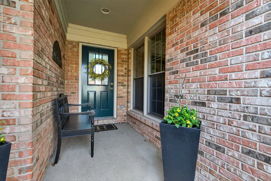 811 King Henry Lane, Saint Charles, IL 60174 - #2