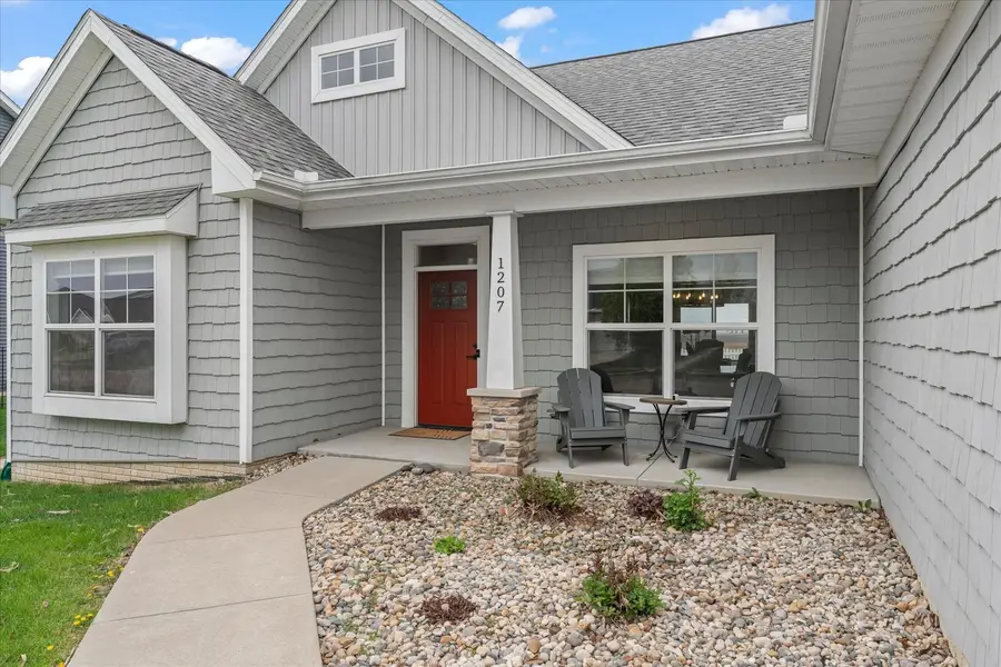 1207 Morningside Lane, Mahomet, IL 61853 - #3