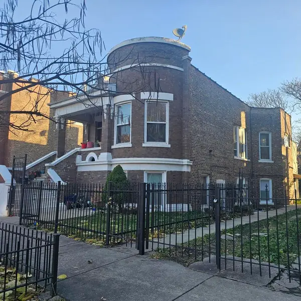 1825 S Lawndale Avenue, Chicago, IL 60623