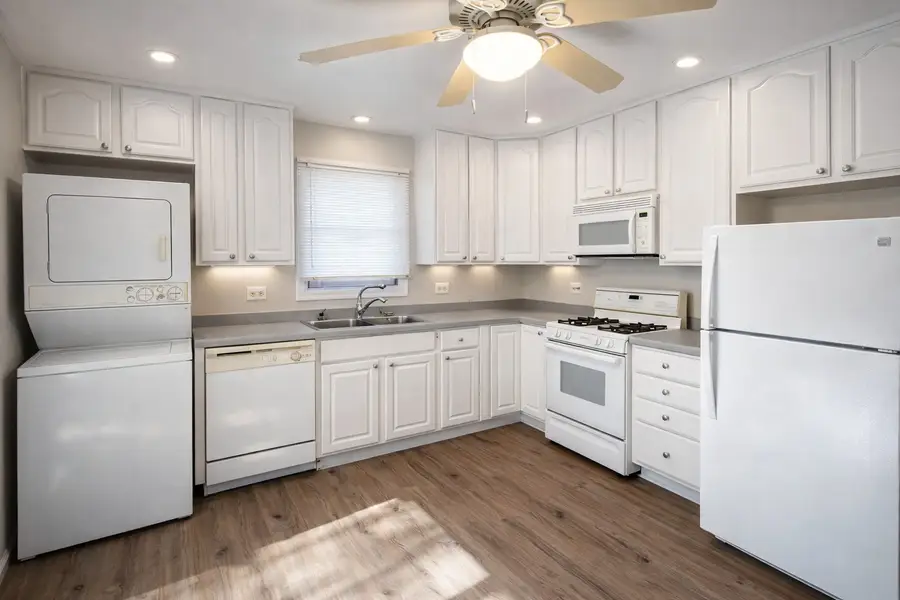 507 Woodland Avenue, Wauconda, IL 60084 - #2