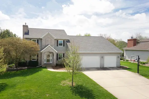 3601 Baywood Road, Bloomington, IL 61704