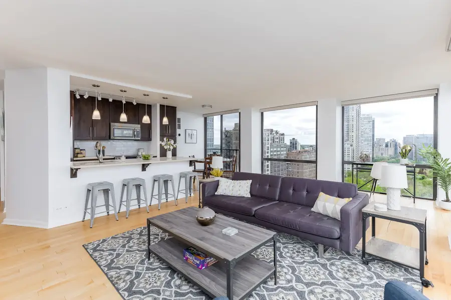 345 W Fullerton Parkway #2001, Chicago, IL 60614 - #3