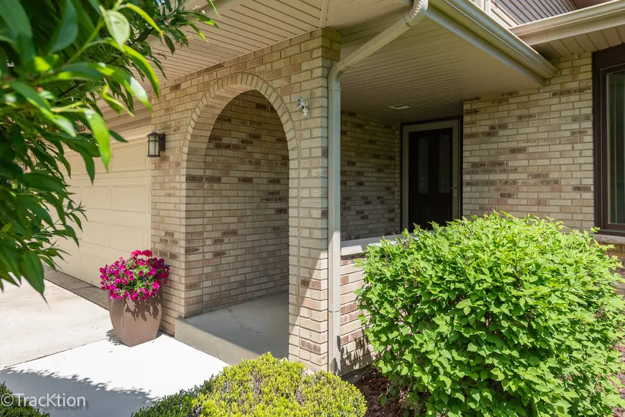 7635 Wilton Court, Darien, IL 60561 - #3