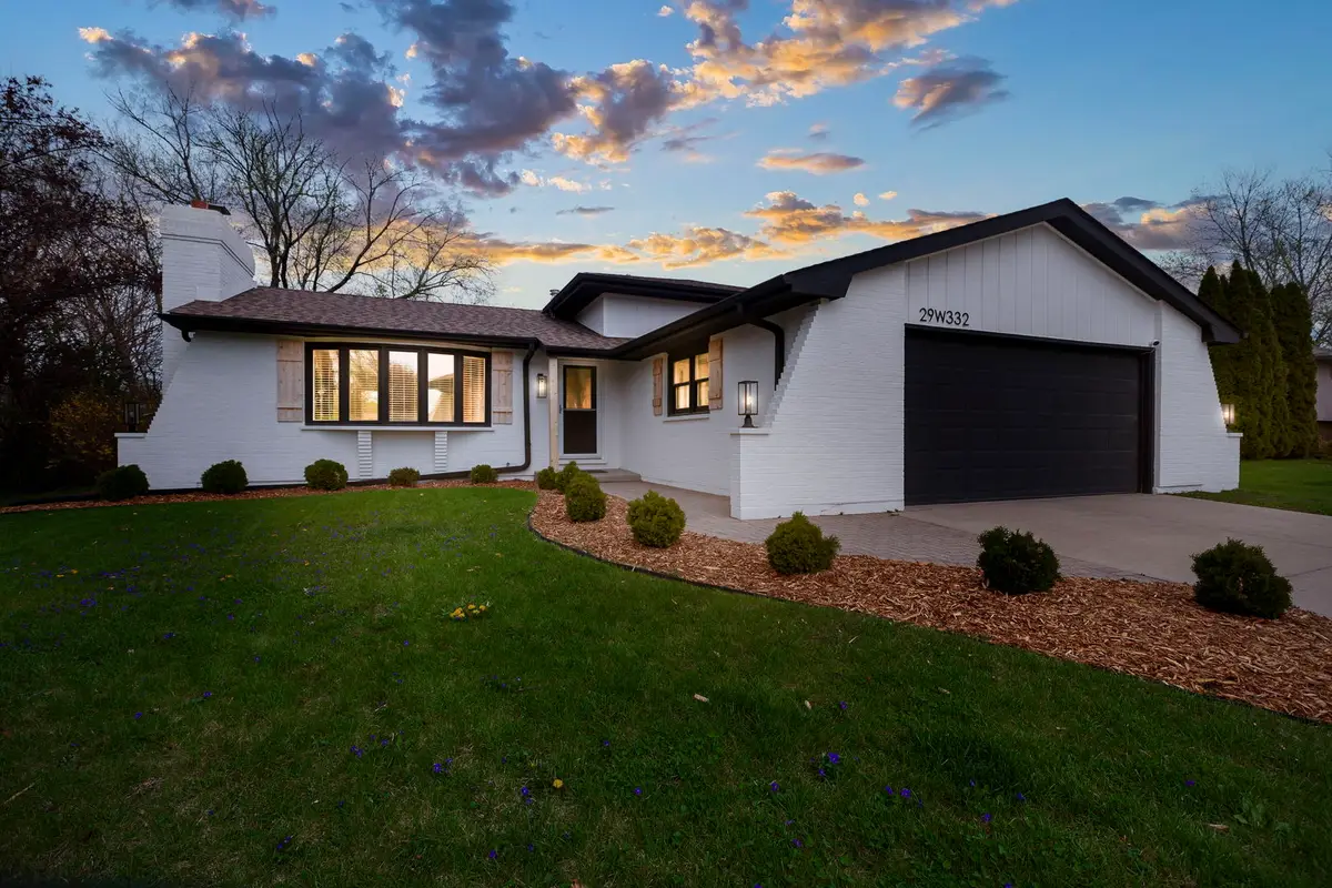 29W332 Mark Drive, Naperville, IL 60564 - #1