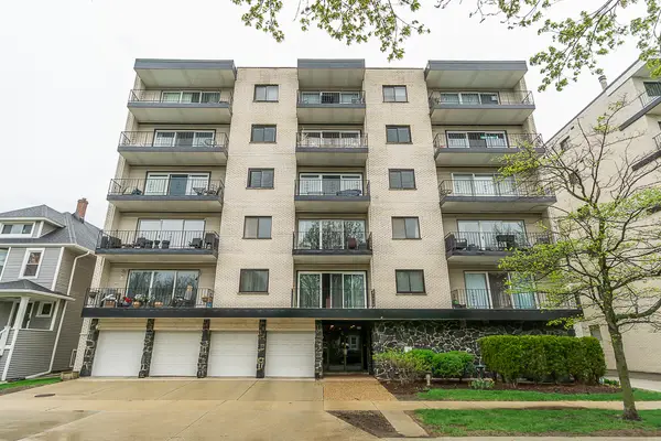 227 Elgin Avenue #3A, Forest Park, IL 60130