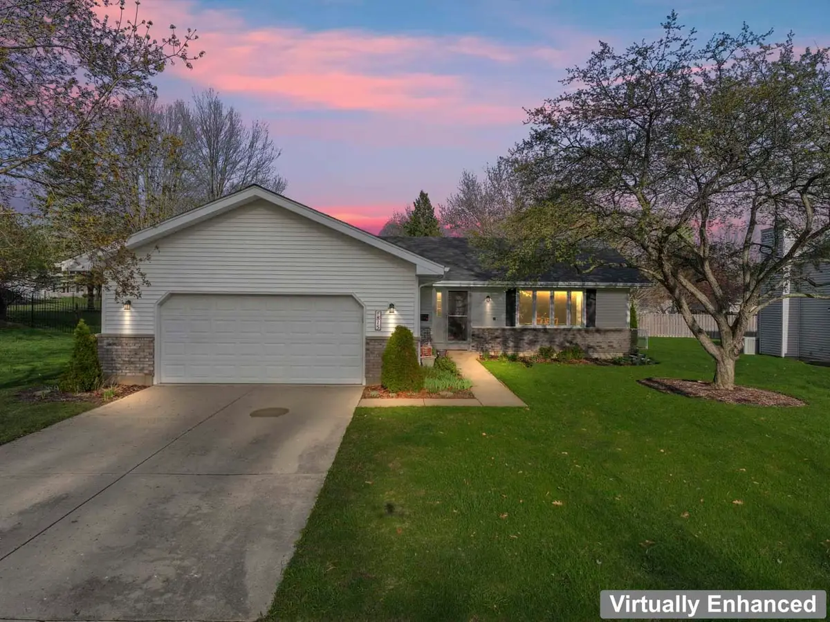 815 Carriage Drive, Algonquin, IL 60102 - #1