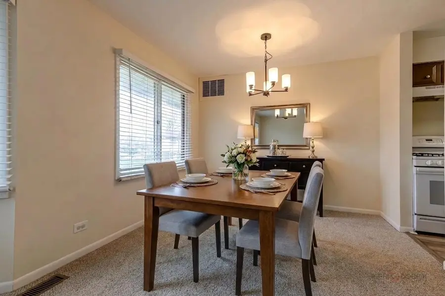 3100 Roberts Drive #5, Woodridge, IL 60517 - #3