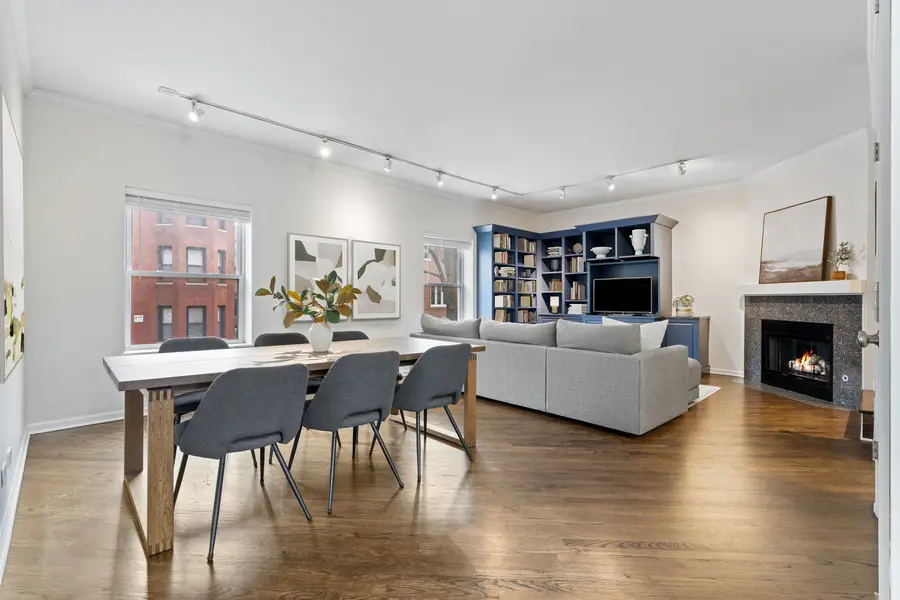 1043 W School Street #207, Chicago, IL 60657 - #2