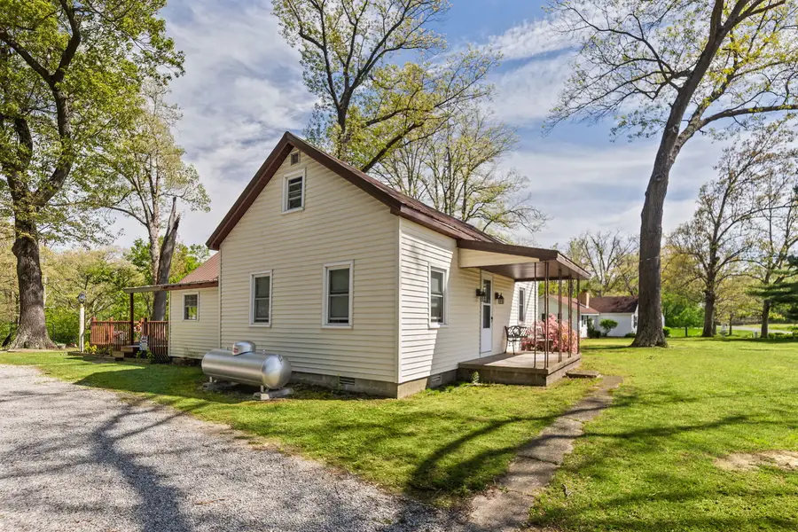 1140 Race Track Road, Centralia, IL 62801 - #2