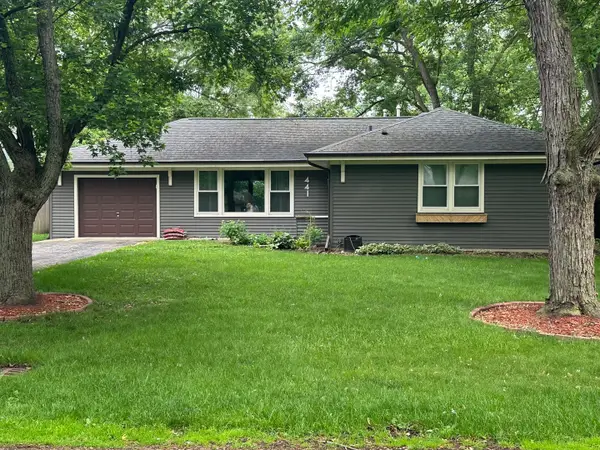 Address Withheld By Seller, Glen Ellyn, IL 60137