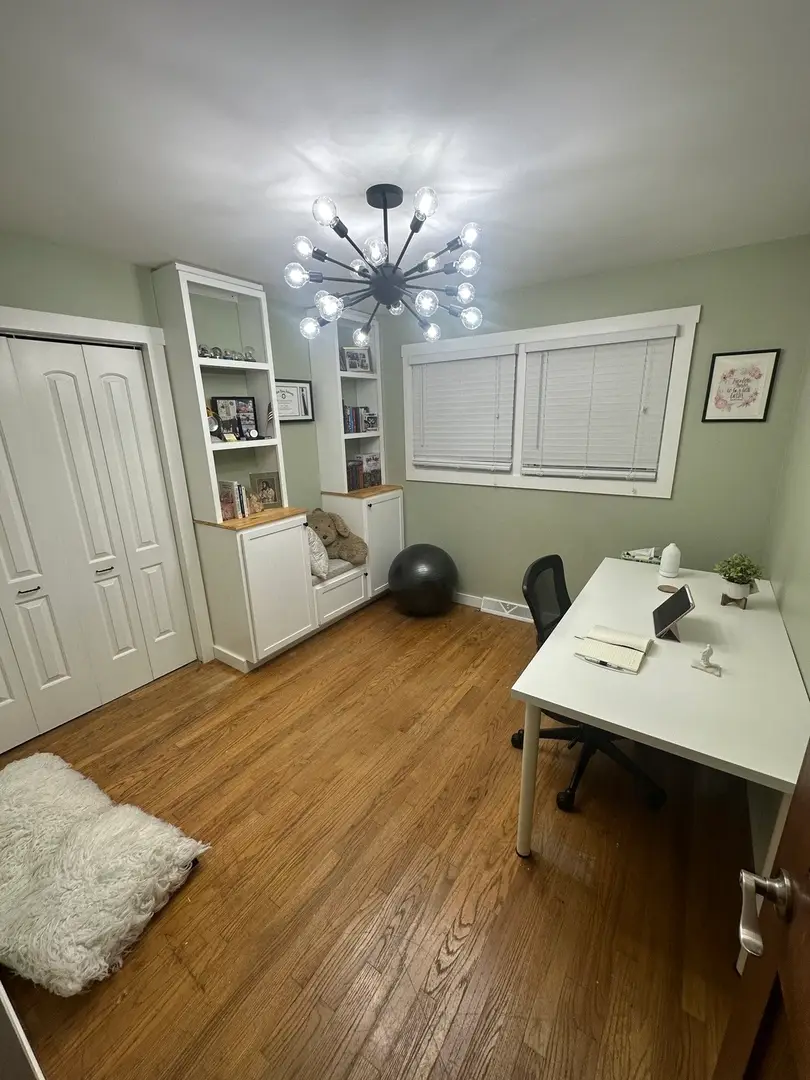 Address Withheld By Seller, Glen Ellyn, IL 60137 - #3