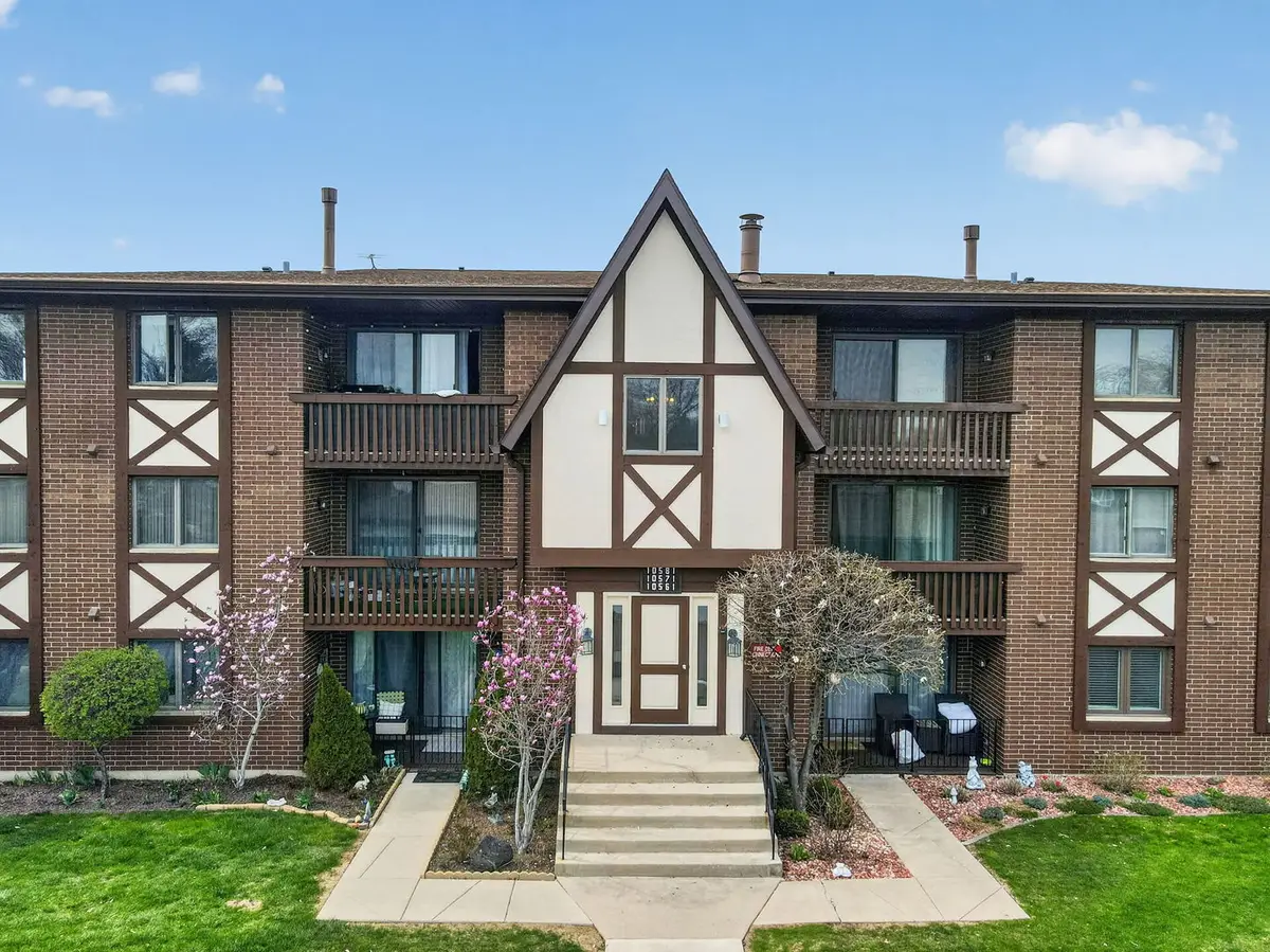 10571 Palos Place #B, Palos Hills, IL 60465 - #1
