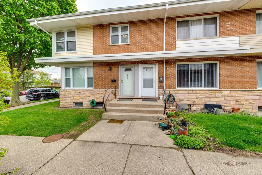 9038 Niles Center Road #A, Skokie, IL 60076 - #2