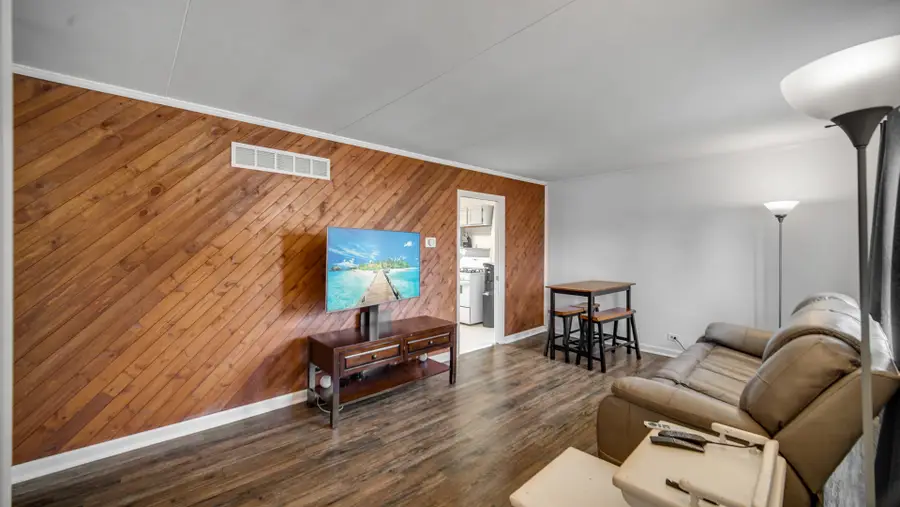 14944 Terrace Lane, Midlothian, IL 60445 - #3