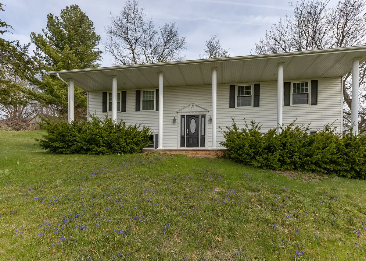 25 Oak Grove Road, Geneseo, IL 61254 - #1