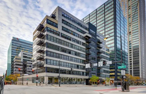 130 S Canal Street #9F, Chicago, IL 60606