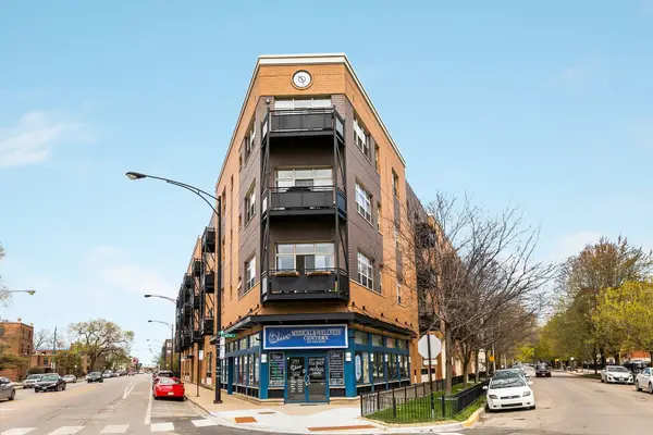 2915 N Clybourn Avenue #205, Chicago, IL 60618