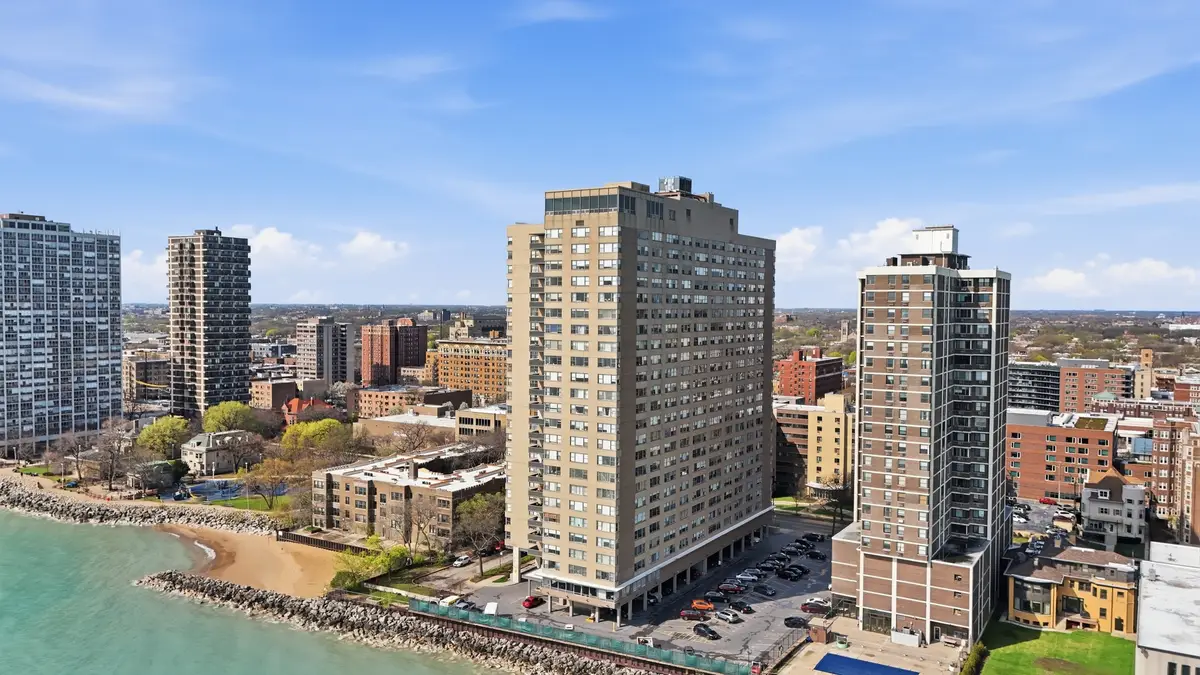 6301 N Sheridan Road W #8E, Chicago, IL 60660 - #1