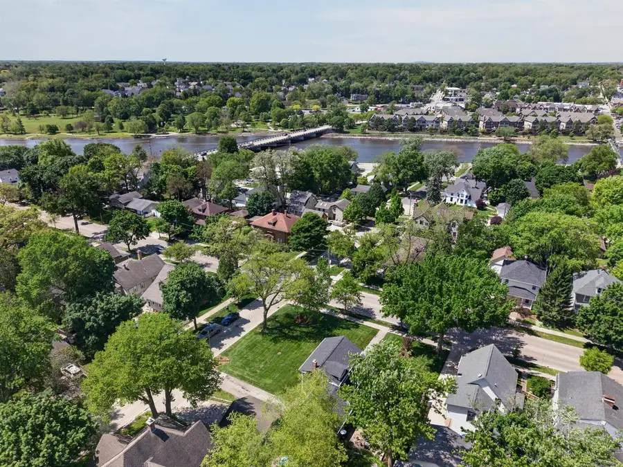 416 S 5th Avenue, Saint Charles, IL 60174 - #3