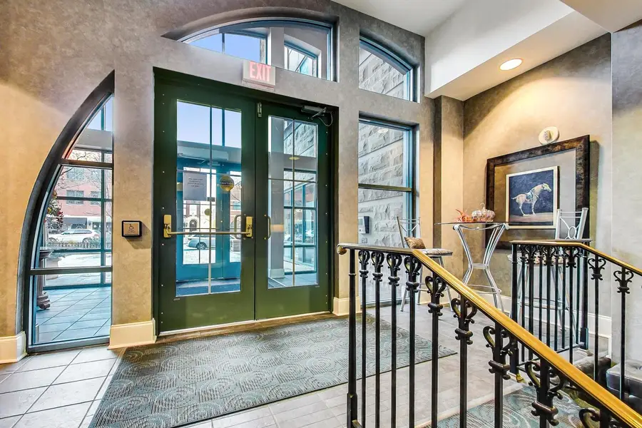 44 N Vail Avenue #505, Arlington Heights, IL 60005 - #3