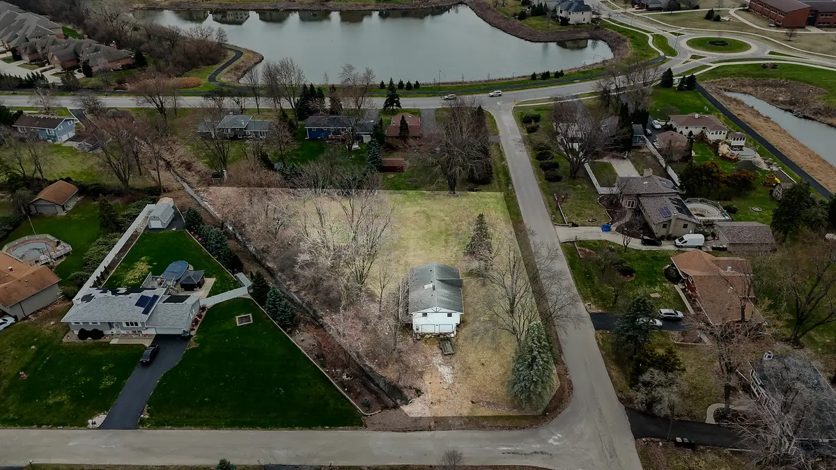 10135 Sunridge Drive, Naperville, IL 60564 - #1