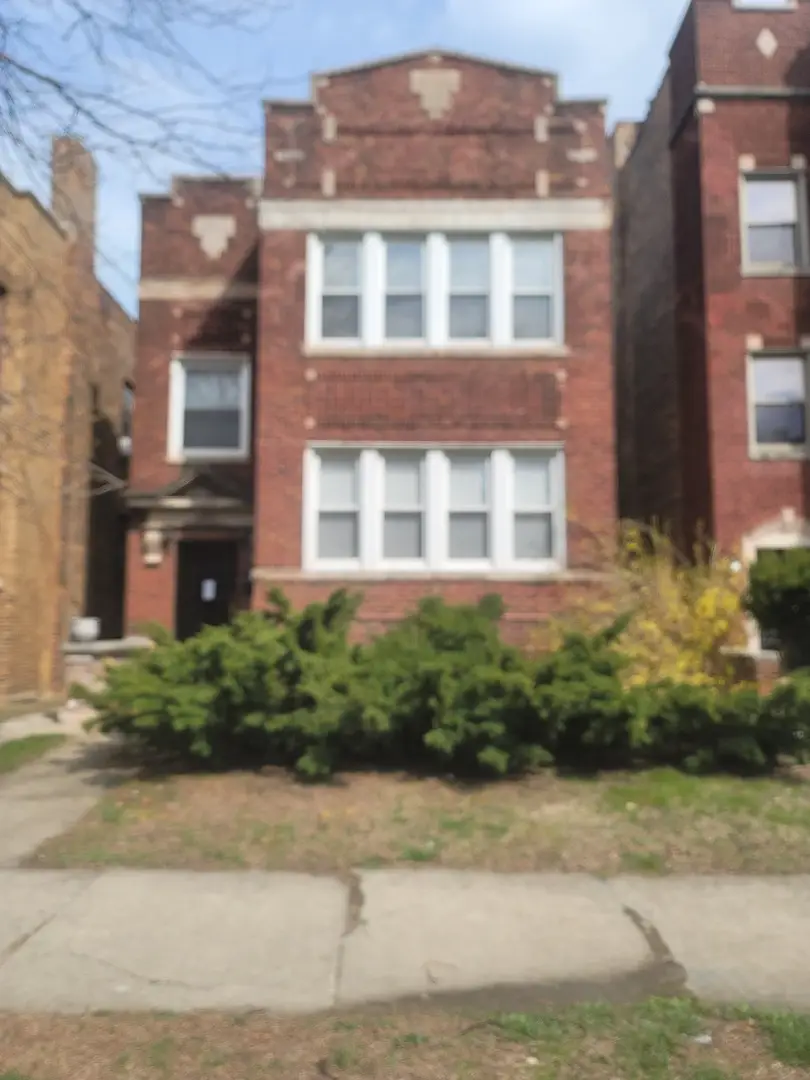 7703 S East End Avenue, Chicago, IL 60649 - #1