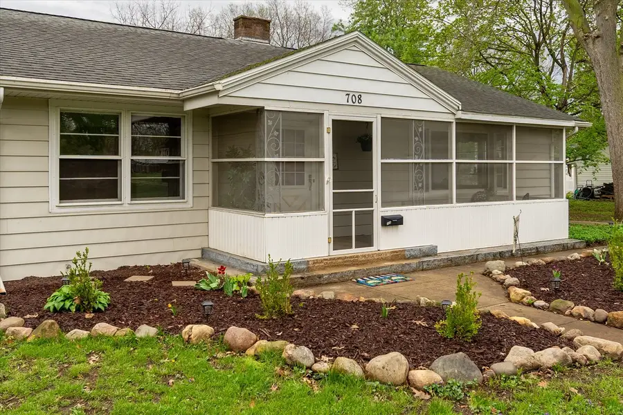 708 Market Street, Henry, IL 61537 - #3
