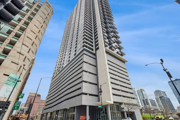 235 W Van Buren Street #1419, Chicago, IL 60607