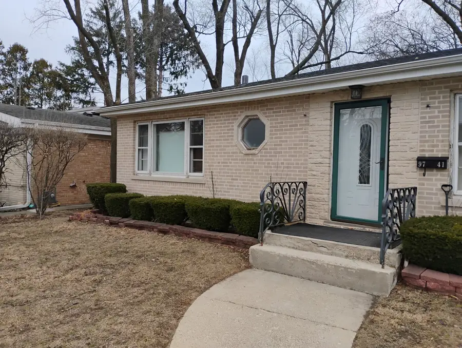 9741 Kildare Avenue, Skokie, IL 60076 - #2