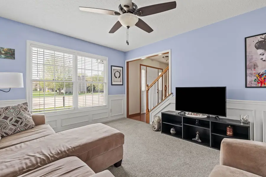 702 N Meadows Court, Davenport, IA 52806 - #3