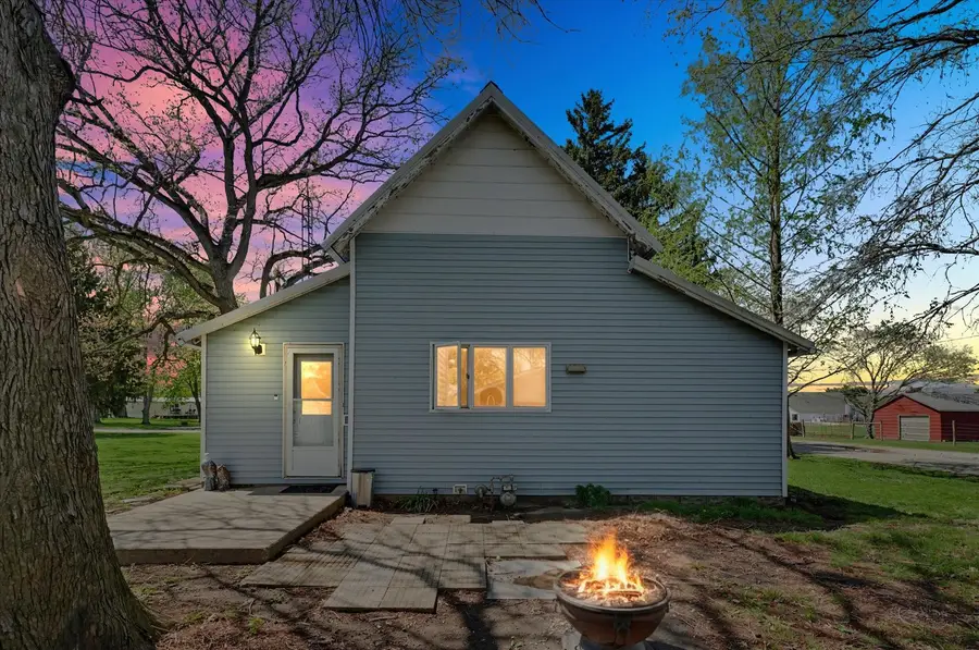 707 N Gray Street, Sidell, IL 61876 - #2