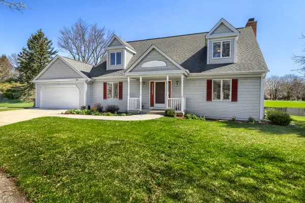 245 Old Forge Road, Elgin, IL 60123