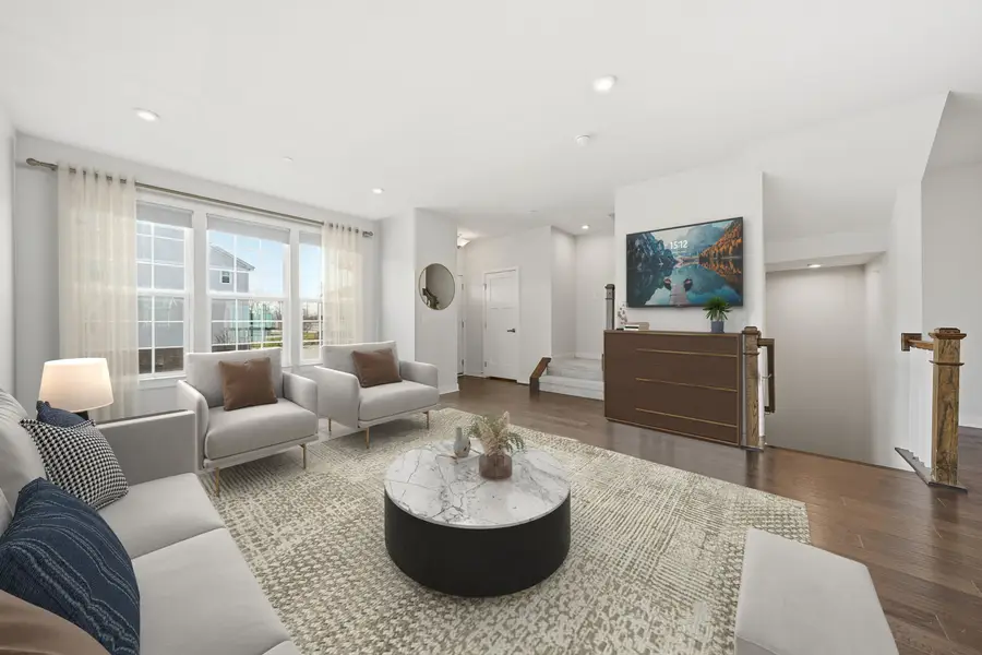 72 Nicholas Drive E, Des Plaines, IL 60016 - #3