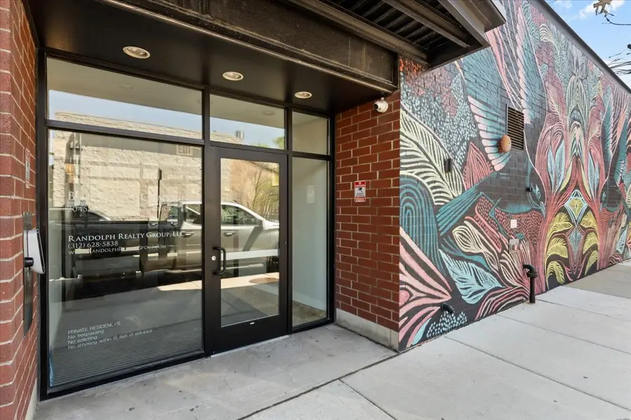 2045 W Concord Place #401, Chicago, IL 60647 - #2