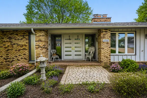 6500 Rowland Road, Huntley, IL 60142