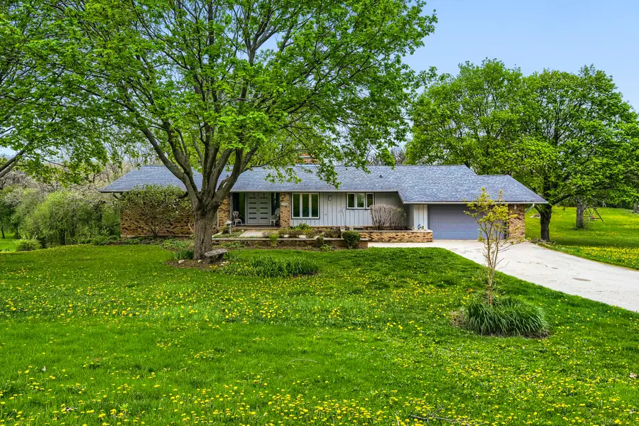 6500 Rowland Road, Huntley, IL 60142 - #2